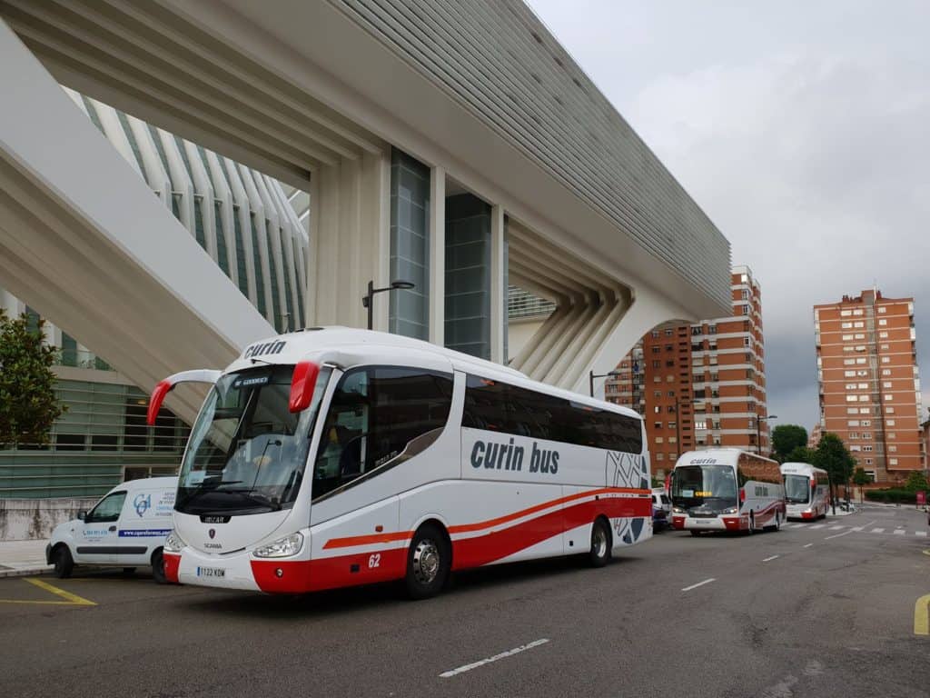 alquiler de autocares y microbuses en Oviedo Asturias fotos
