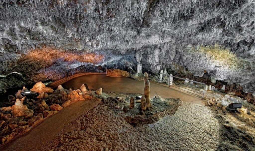 Excursión Cuevas del Soplao y San Vicente de la Barquera
