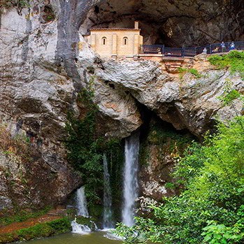 Excursión Cueva de Covadonga